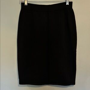 St John Elegant Black Pencil Skirt